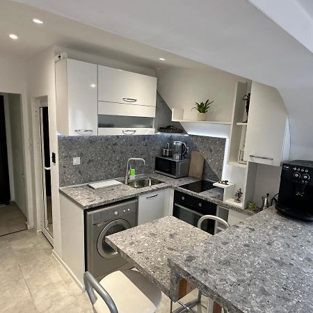 Lovely Studio In Burgas Extérieur photo