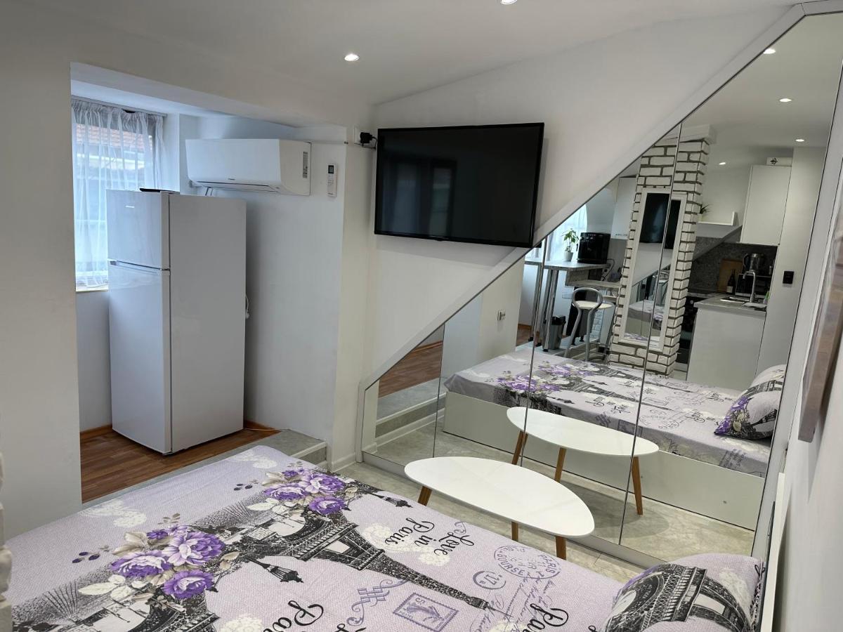 Lovely Studio In Burgas Extérieur photo